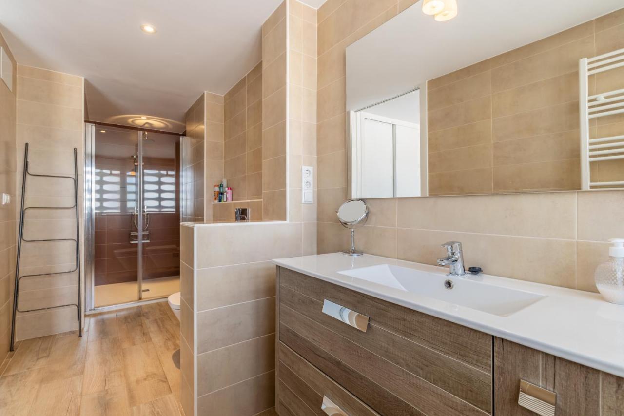 Appartement First Line